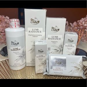 Farmasi Lumi Radiance